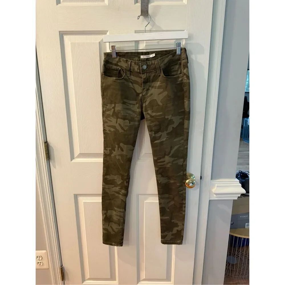 Levi’s 535 Super Skinny Camouflage Jeans sz 29 EUC